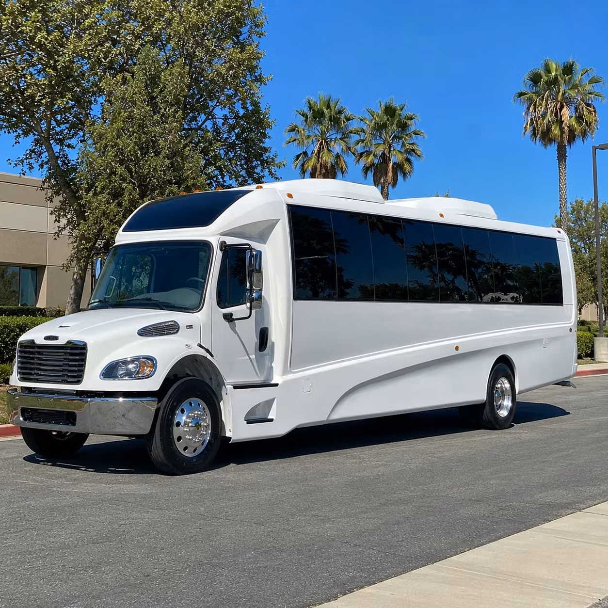 25 passenger minibus