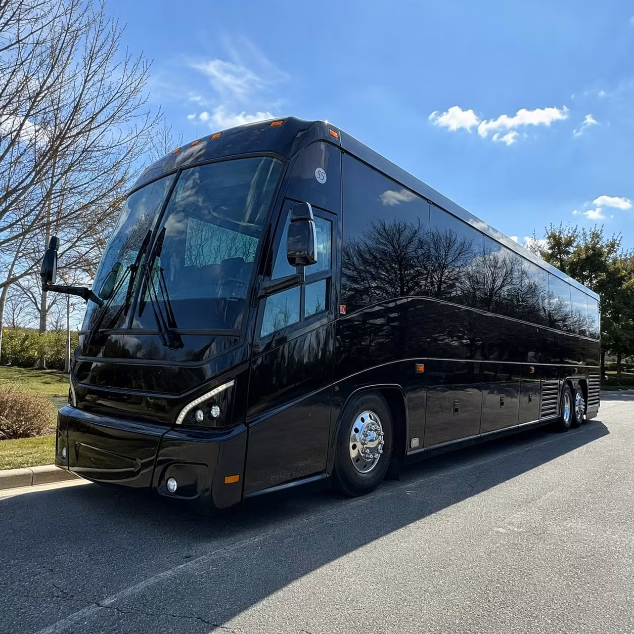 corporate group airport transportation for longmont businesses