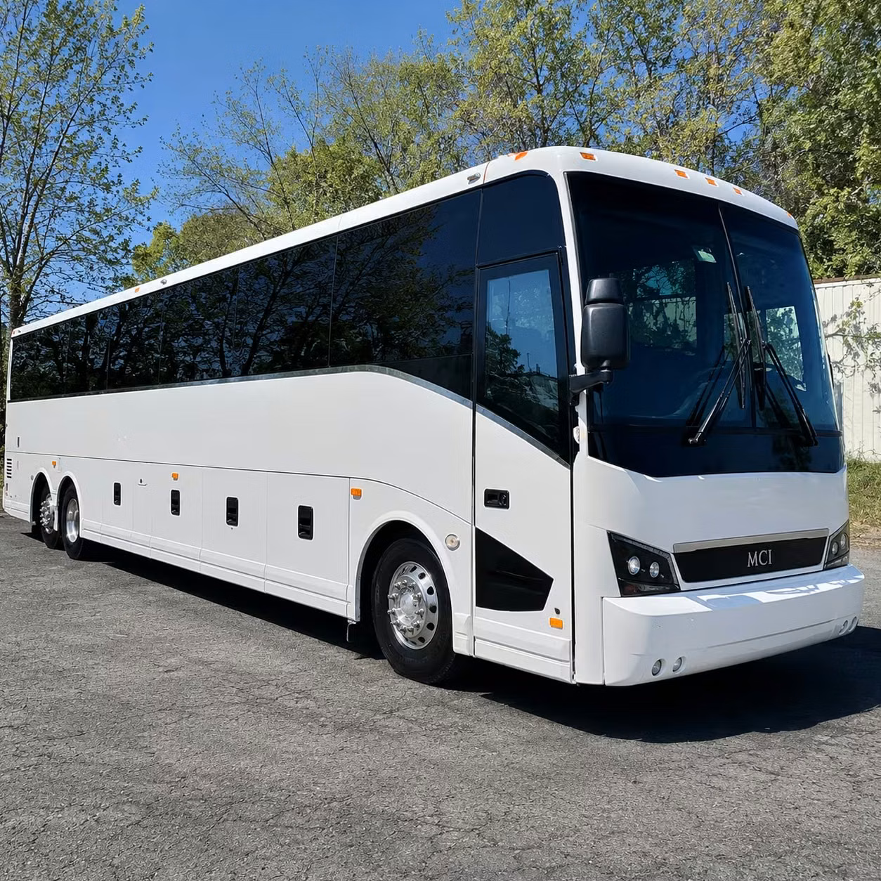 multi day charter bus rentals out of longmont for groups of every size